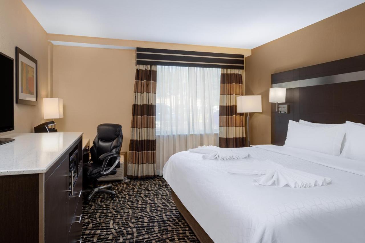 Holiday Inn Poughkeepsie By Ihg Εξωτερικό φωτογραφία
