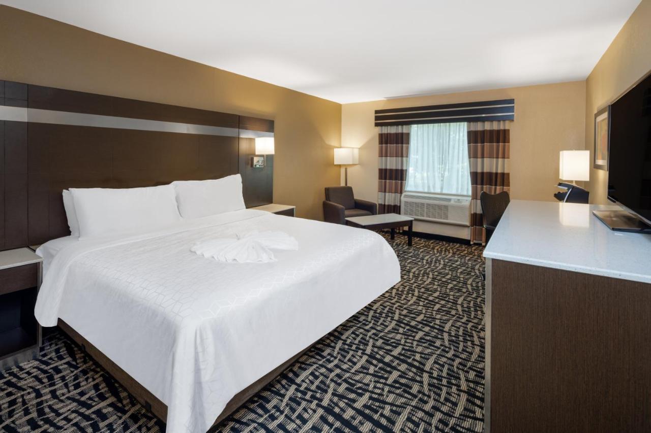 Holiday Inn Poughkeepsie By Ihg Εξωτερικό φωτογραφία