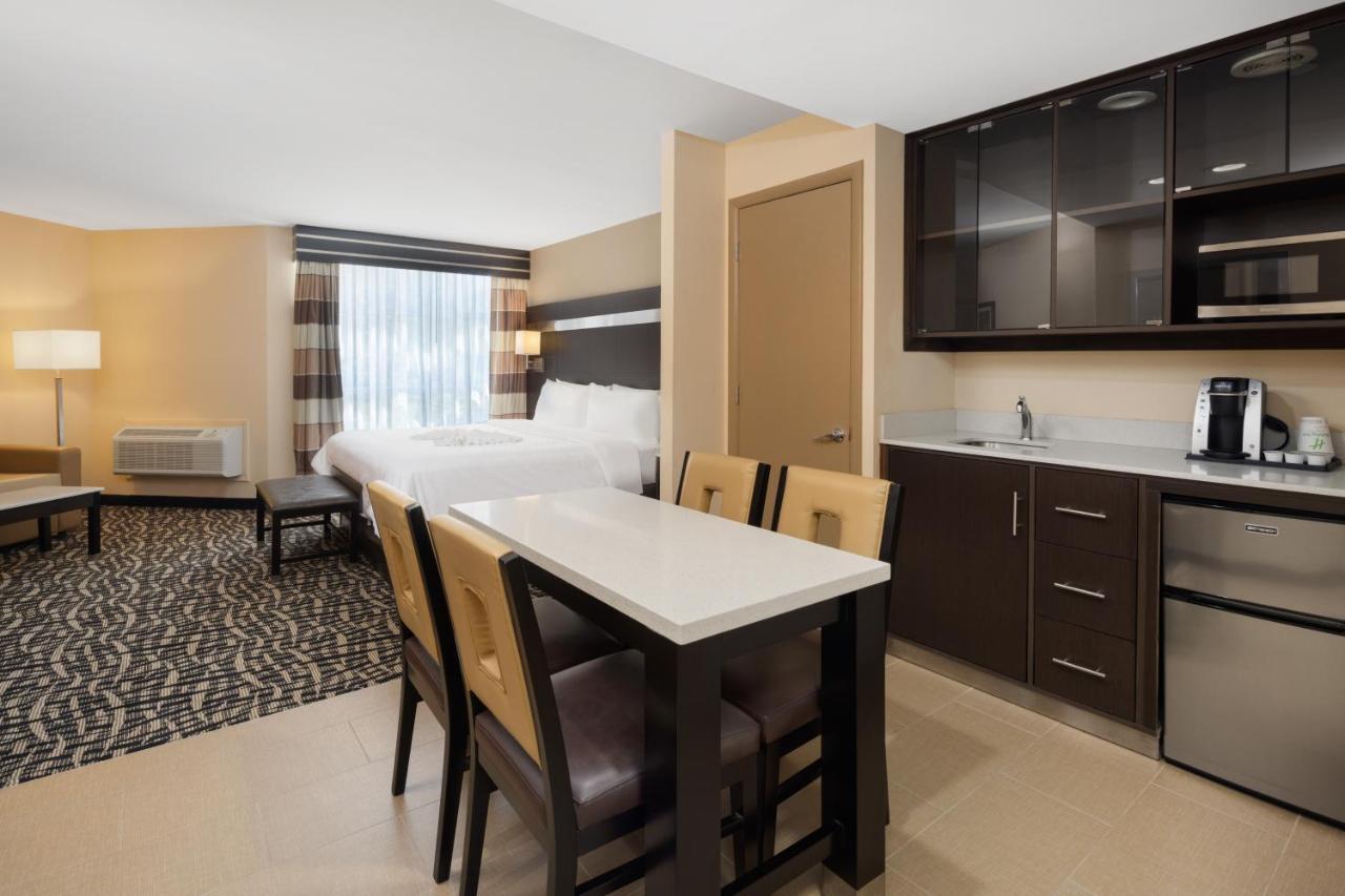 Holiday Inn Poughkeepsie By Ihg Εξωτερικό φωτογραφία