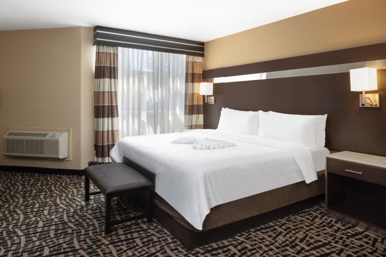 Holiday Inn Poughkeepsie By Ihg Εξωτερικό φωτογραφία